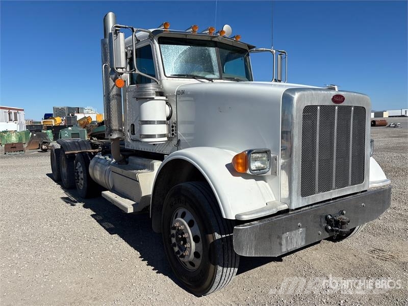 Peterbilt 367 Prime Movers