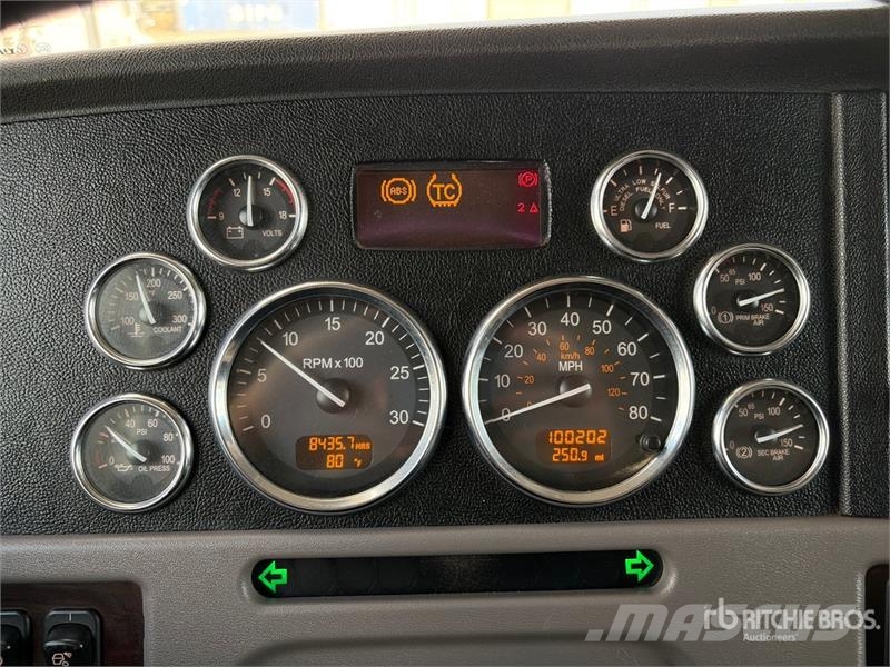 Peterbilt 367 Caminhões combinados / a vácuo