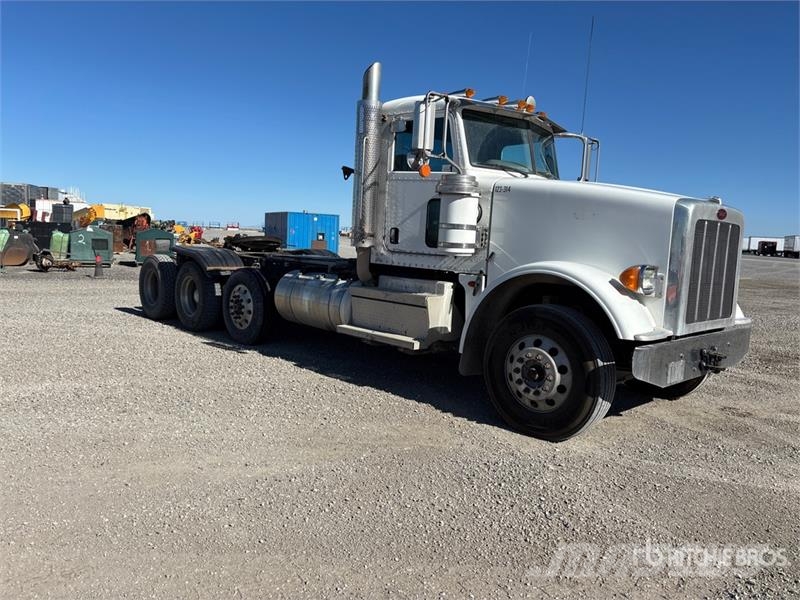Peterbilt 367 Prime Movers