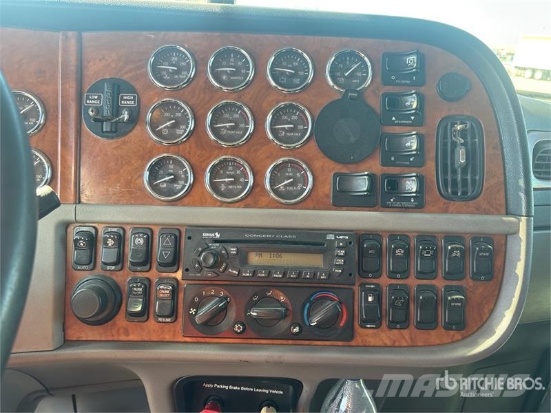 Peterbilt 367 Тягачі