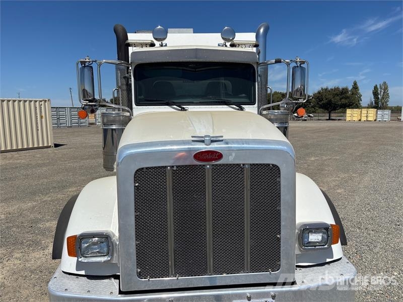 Peterbilt 367 Caminhões combinados / a vácuo