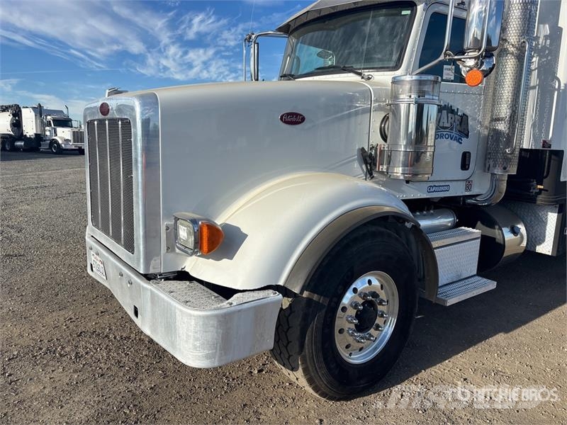 Peterbilt 367 Caminhões combinados / a vácuo
