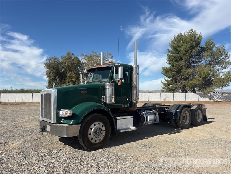 Peterbilt 367 6x4 Cab and Chassis Cabine en interieur
