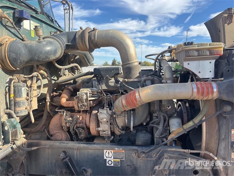 Peterbilt 367 6x4 Cab and Chassis Cabine en interieur