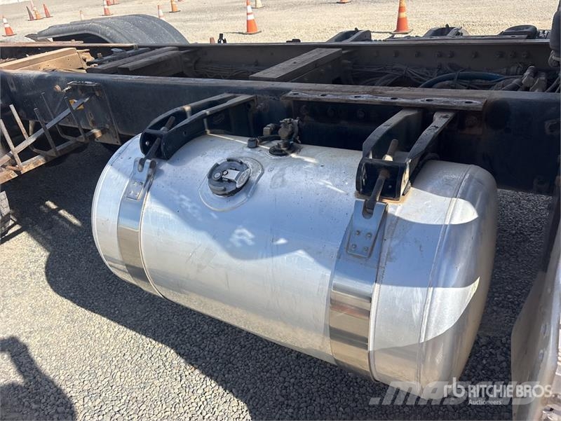 Peterbilt 367 6x4 Cab and Chassis Cabine en interieur