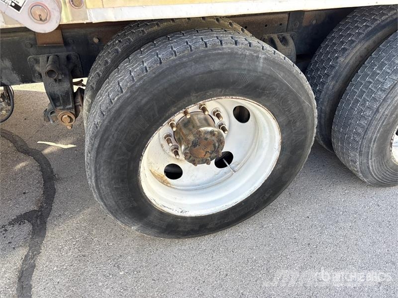 Peterbilt 377 Kipper