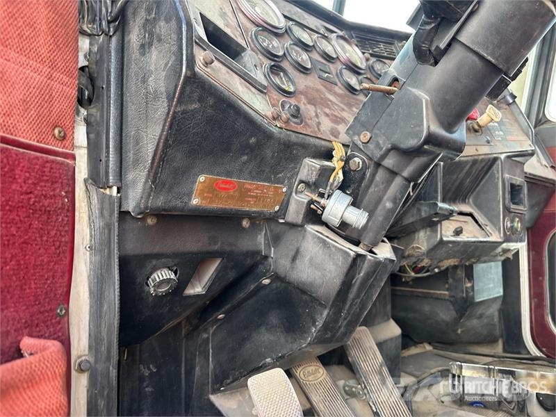 Peterbilt 377 Kipper