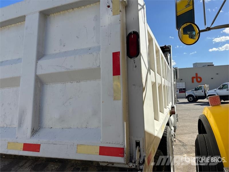 Peterbilt 377 Kipper