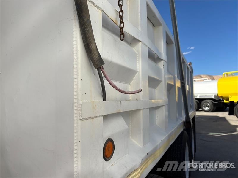 Peterbilt 377 Kipper
