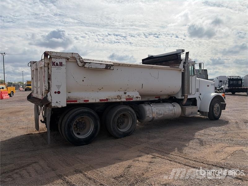 Peterbilt 378 Pašizgāzējs