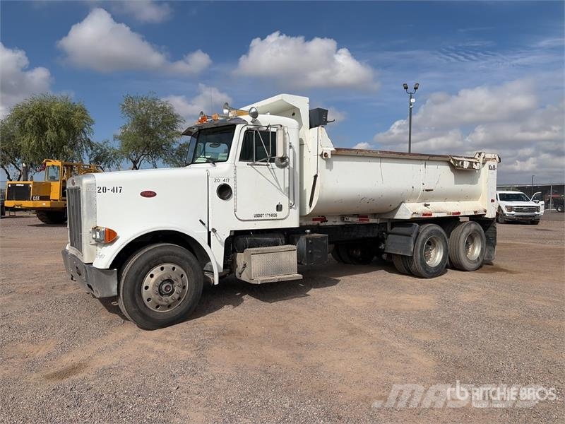 Peterbilt 378 Pašizgāzējs