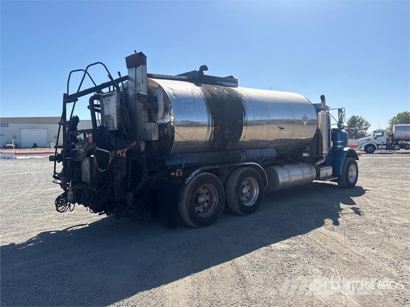 Peterbilt 378 6x4 Asphalt Distributor Truck Kamioni cisterne