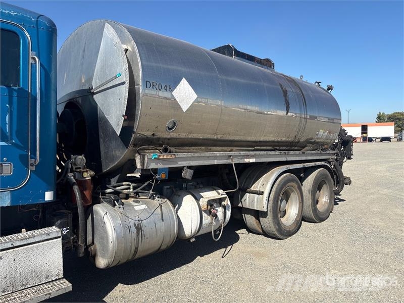 Peterbilt 378 6x4 Asphalt Distributor Truck Kamioni cisterne