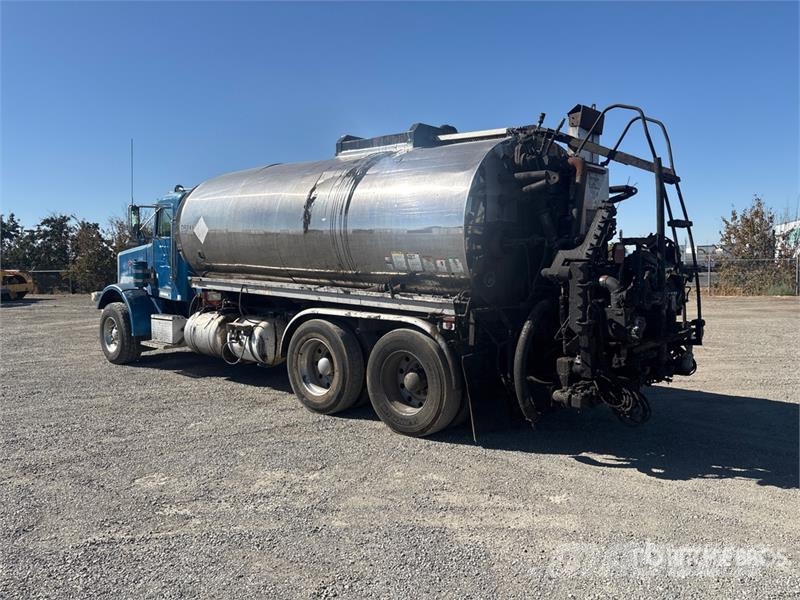 Peterbilt 378 6x4 Asphalt Distributor Truck Kamioni cisterne