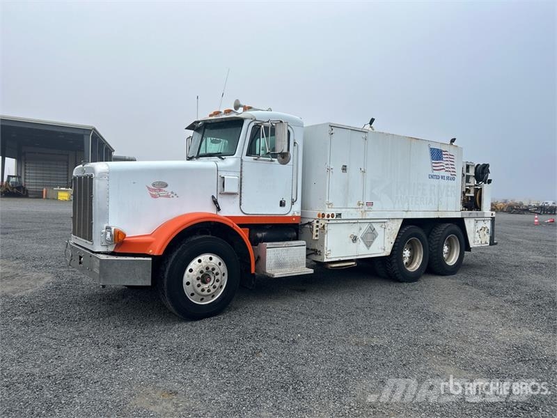 Peterbilt 378 6x4 Fuel and Lube Truck Tovornjaki cisterne