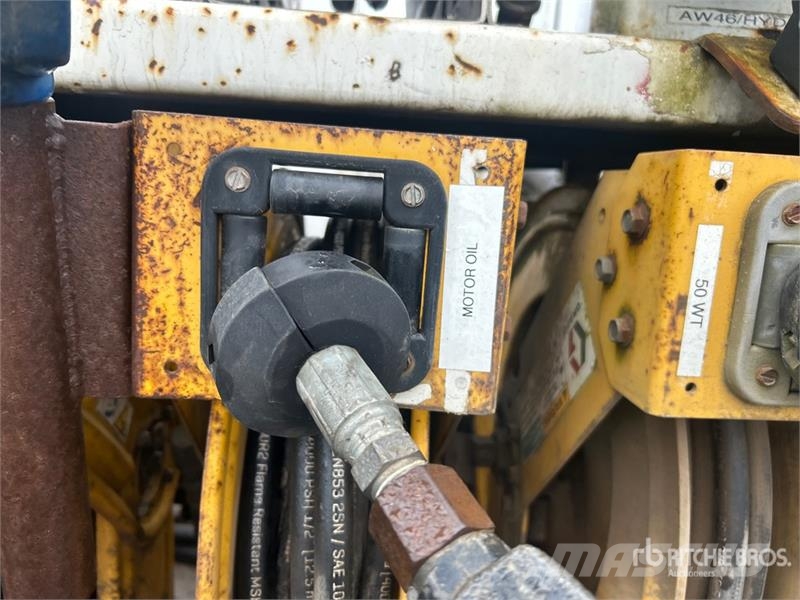 Peterbilt 378 6x4 Fuel and Lube Truck Tovornjaki cisterne