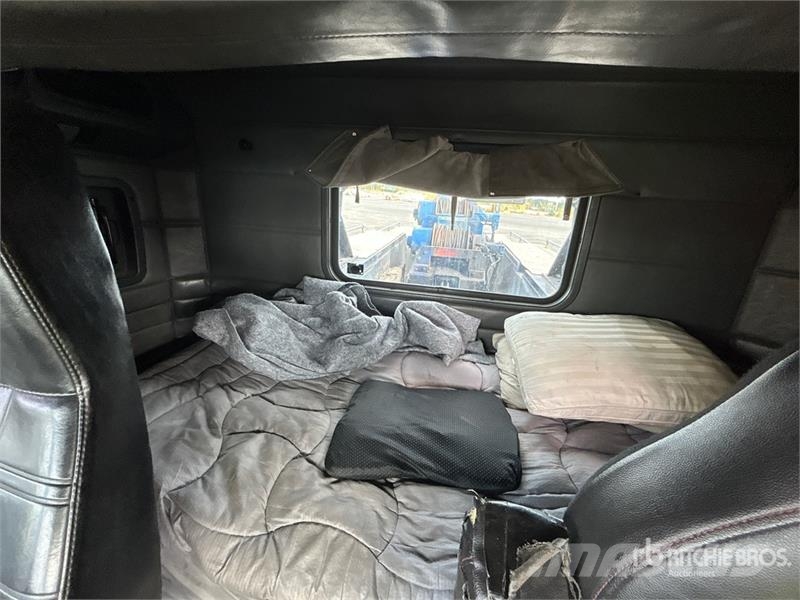 Peterbilt 378 6x4 Sleeper 35 ton Tow Truck Sleepwagens