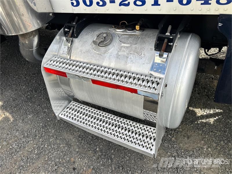 Peterbilt 378 6x4 Sleeper 35 ton Tow Truck Sleepwagens