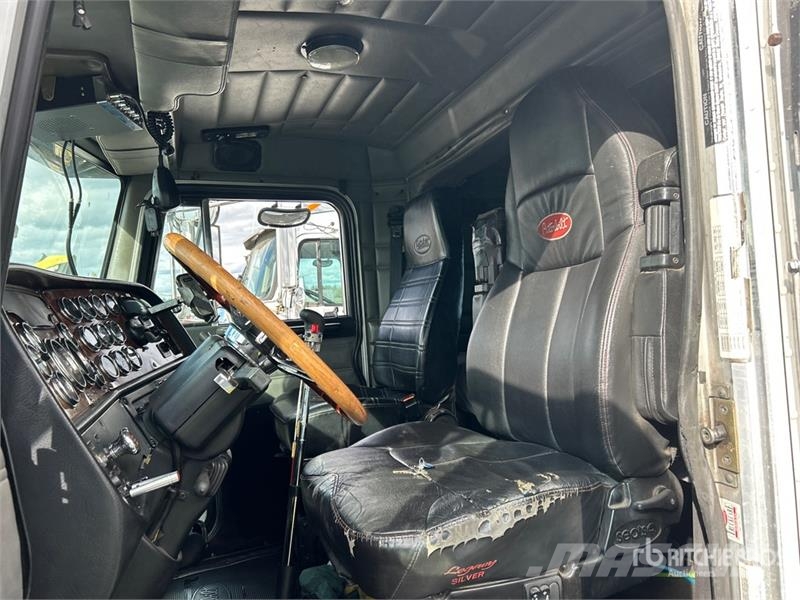 Peterbilt 378 6x4 Sleeper 35 ton Tow Truck Sleepwagens