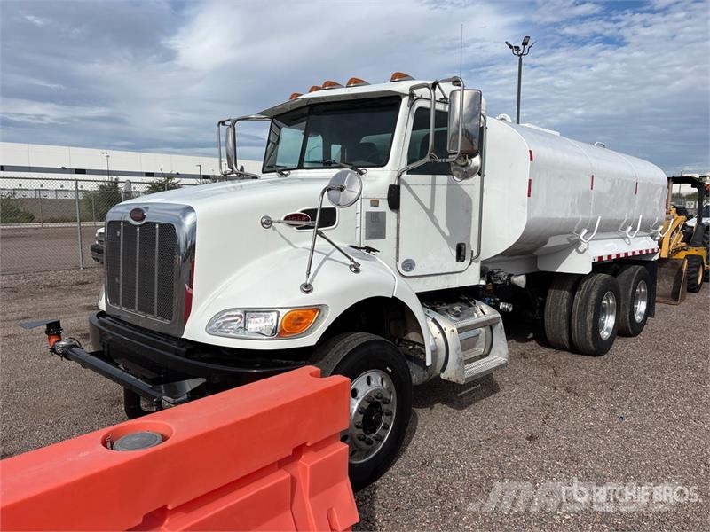 Peterbilt 382 4000 gal 6x4 Water Truck Tankvogne - vand