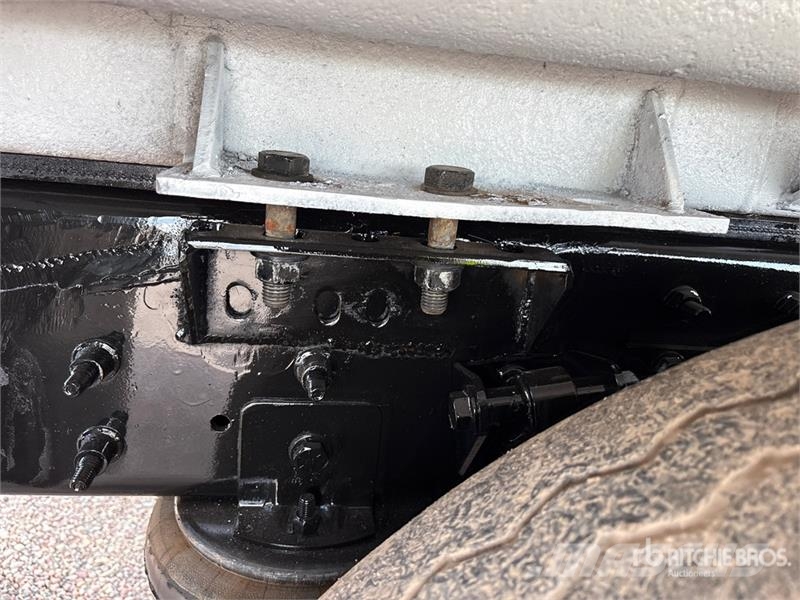 Peterbilt 382 4000 gal 6x4 Water Truck Tankvogne - vand