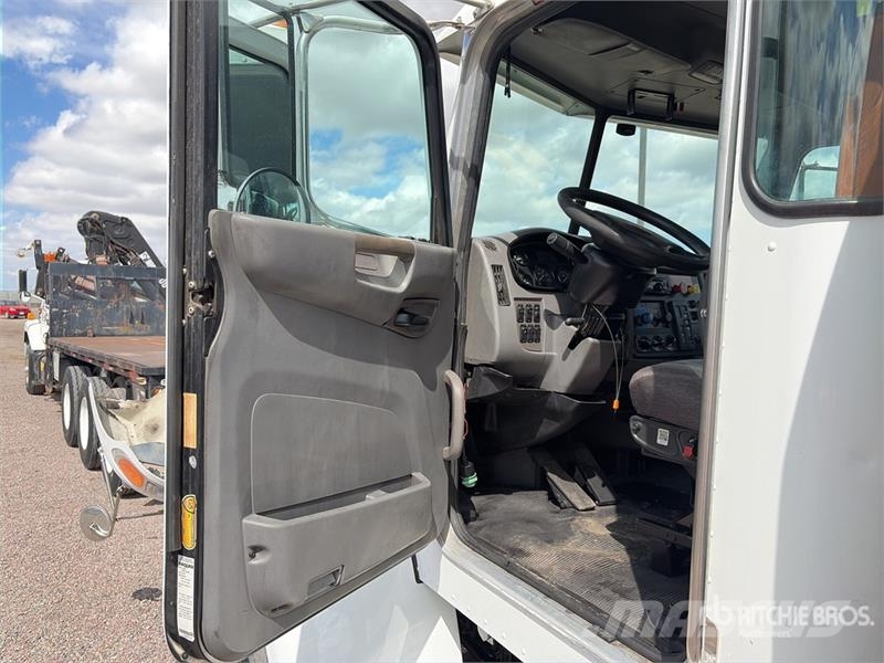 Peterbilt 382 4000 gal 6x4 Water Truck Tovornjaki za vodo