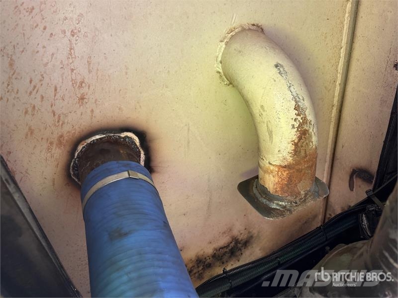 Peterbilt 382 4000 gal 6x4 Water Truck Tankvogne - vand