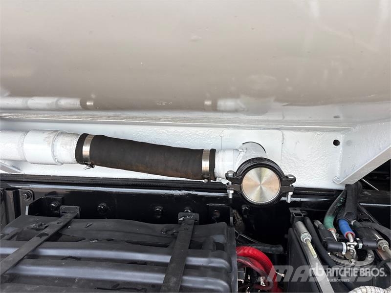 Peterbilt 382 4000 gal 6x4 Water Truck Tankvogne - vand