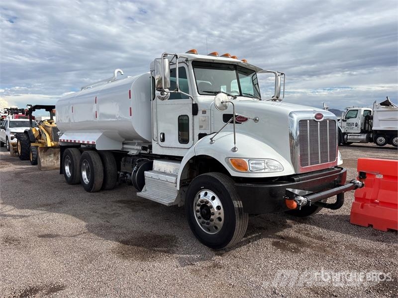 Peterbilt 382 4000 gal 6x4 Water Truck Tankvogne - vand