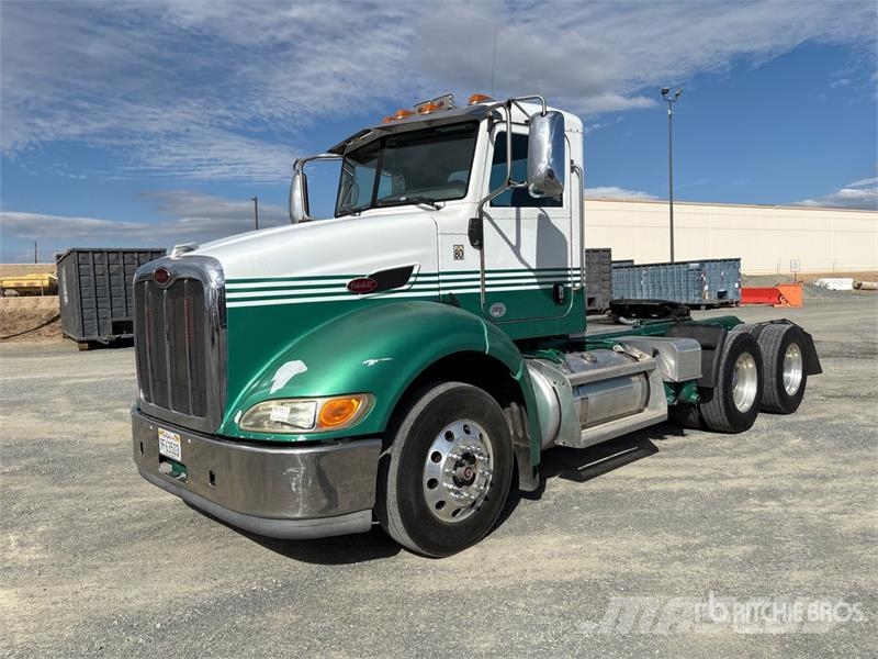 Peterbilt 384 Tegljači