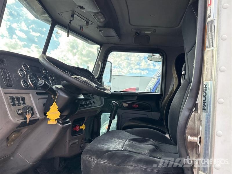 Peterbilt 384 Tractor Units