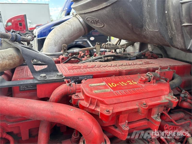 Peterbilt 384 Tractor Units