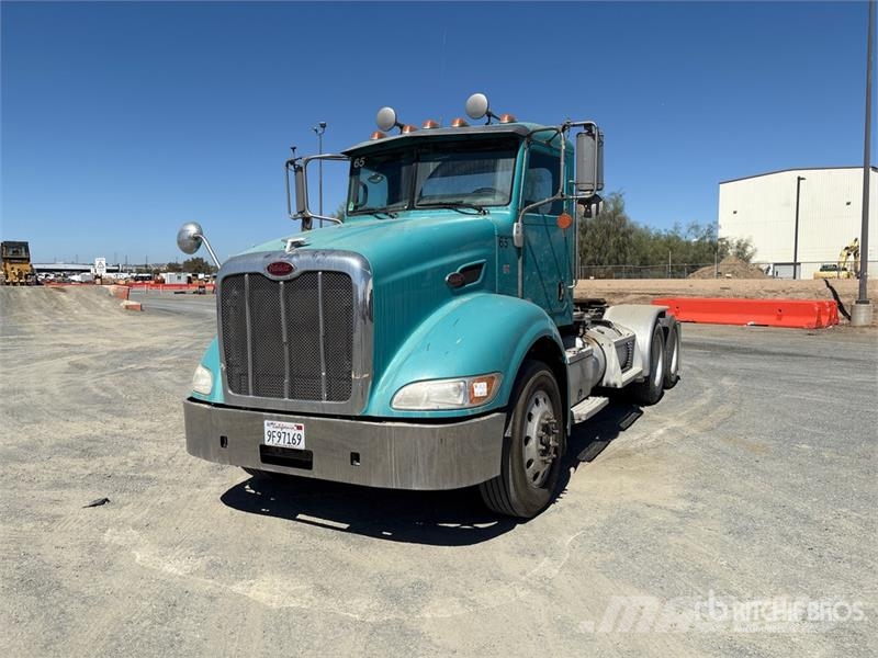Peterbilt 384 Sattelzugmaschinen