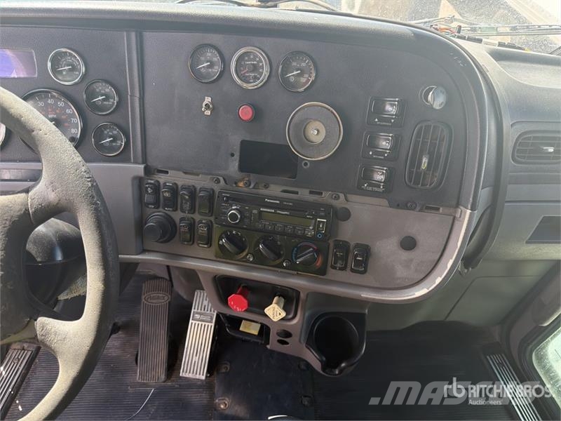 Peterbilt 384 Traktorske jedinice