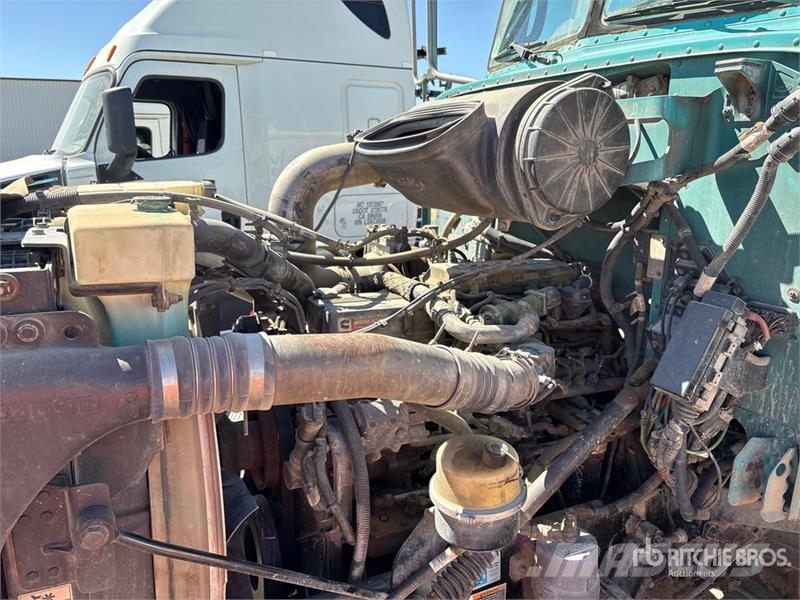 Peterbilt 384 Sattelzugmaschinen