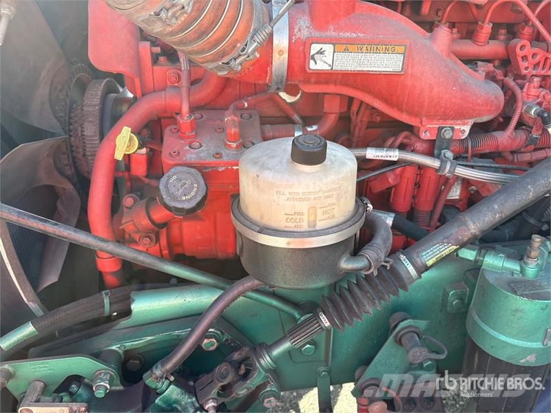Peterbilt 384 Tractor Units