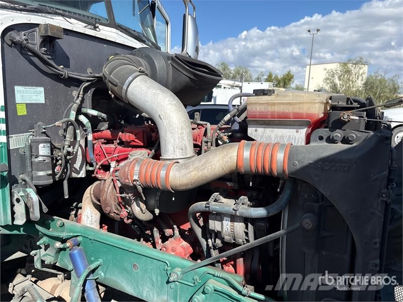 Peterbilt 384 Tractor Units