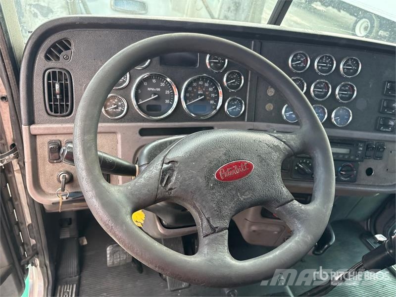 Peterbilt 384 Tractor Units