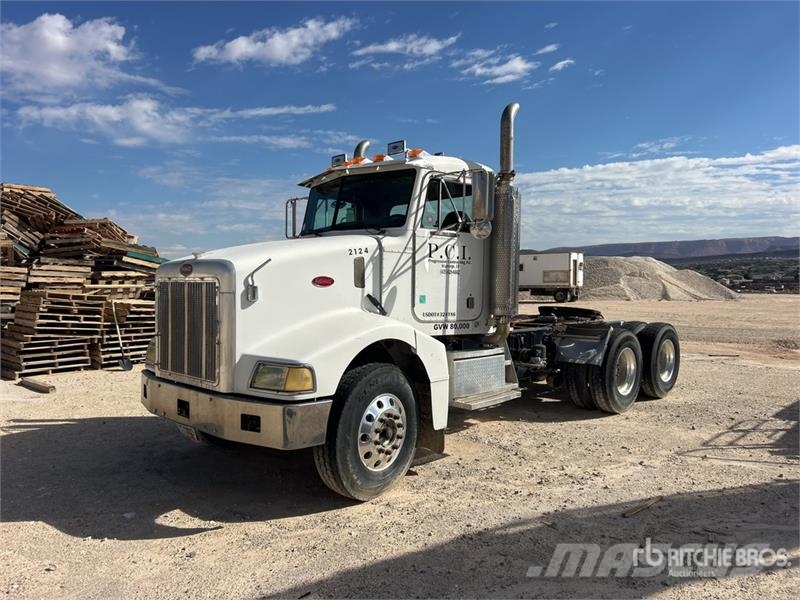 Peterbilt 385 中古トラクターヘッド | トレーラーヘッド