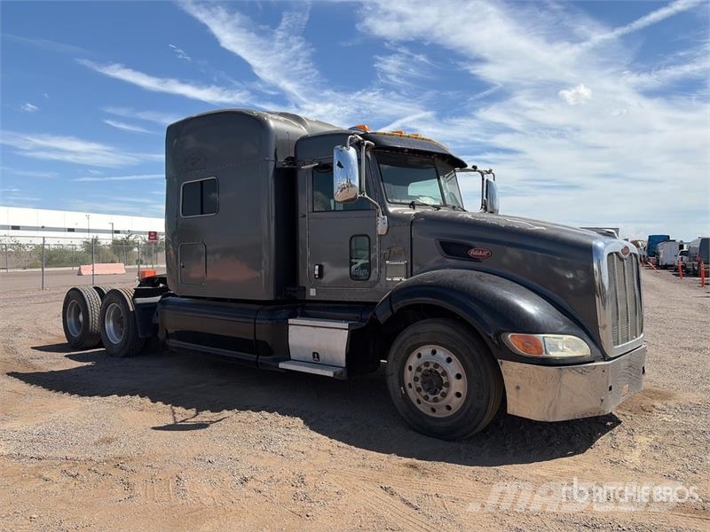 Peterbilt 386 Sadulveokid