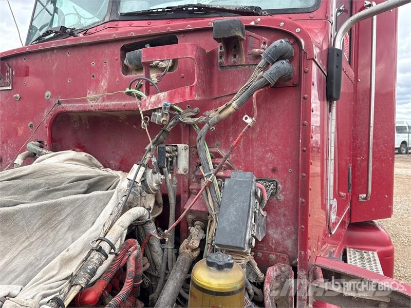 Peterbilt 386 وحدات الجر