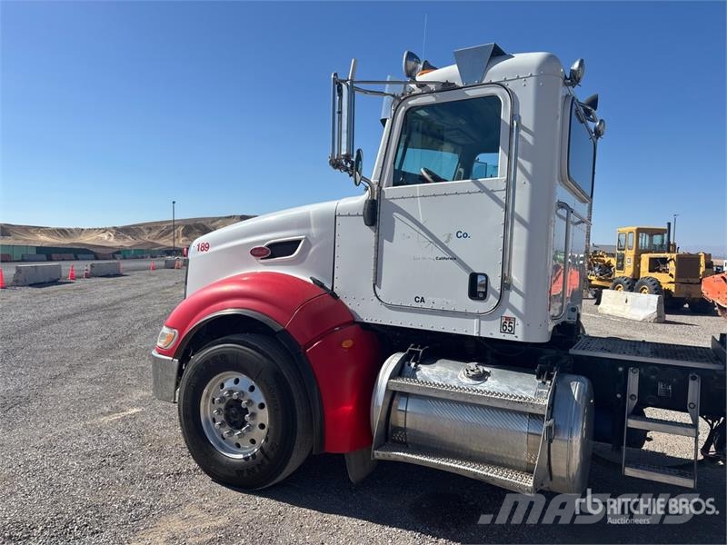 Peterbilt 386 8x4 Tri/A Dump Truck Tippbil