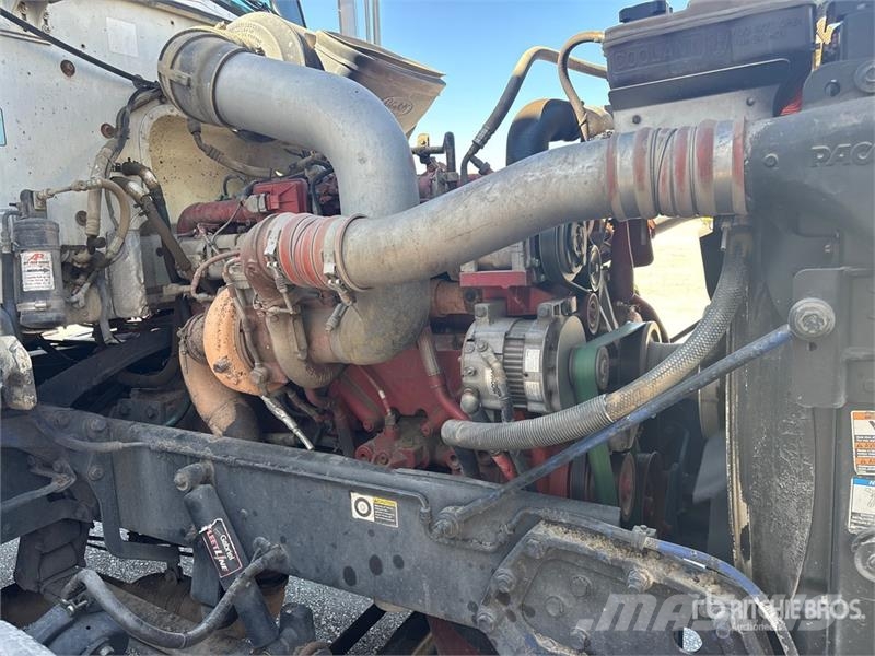 Peterbilt 386 8x4 Tri/A Dump Truck Tippbil