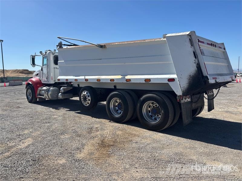 Peterbilt 386 8x4 Tri/A Dump Truck Tippbil