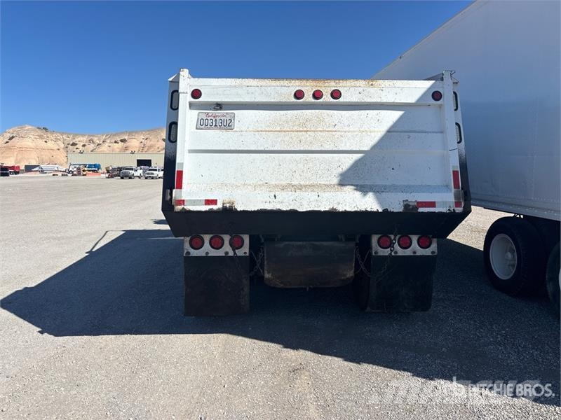 Peterbilt 386 8x4 Tri/A Dump Truck Tippbil