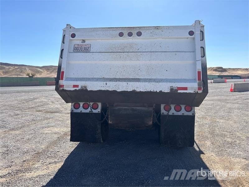 Peterbilt 386 8x4 Tri/A Dump Truck Tippbil