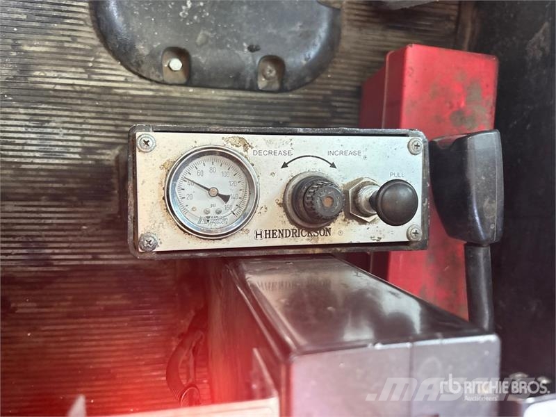 Peterbilt 386 8x4 Tri/A Dump Truck Tippbil