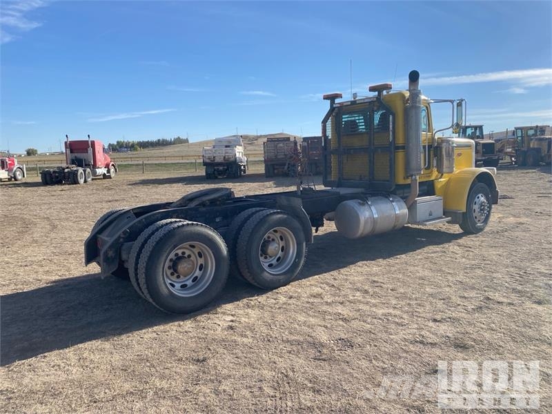 Peterbilt 388 Vlačilci