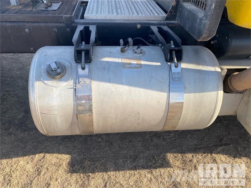 Peterbilt 388 Vlačilci