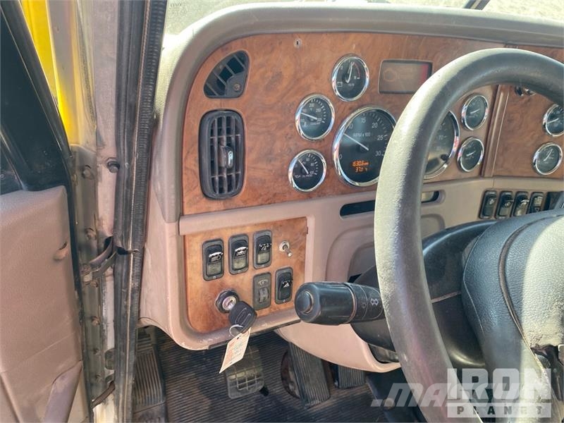 Peterbilt 388 Vlačilci
